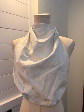 AKIRA Ivory Textured Halter Top